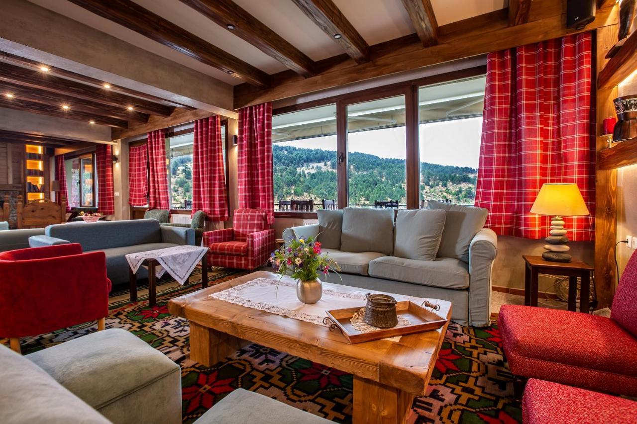 La Noi Guesthouse Samarína Zewnętrze zdjęcie