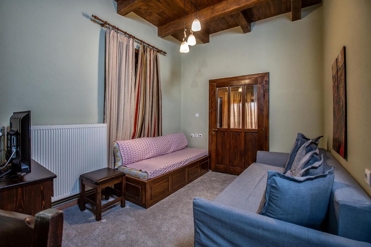 La Noi Guesthouse Samarína Zewnętrze zdjęcie